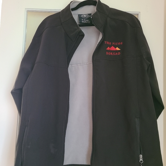 Jacket - Picture 9 of 9